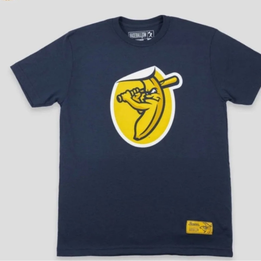 Savanah bananas/ baseballism tee men’s L